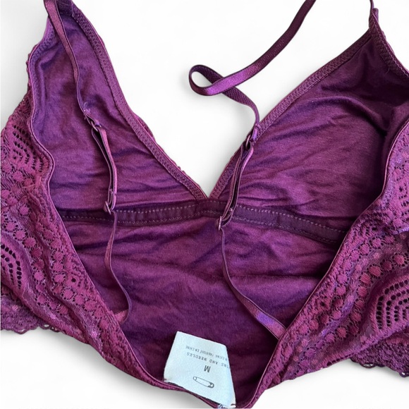 Urban Outfitters Pins and Needles lace Bralette Burgundy Size M - Picture 3 of 4